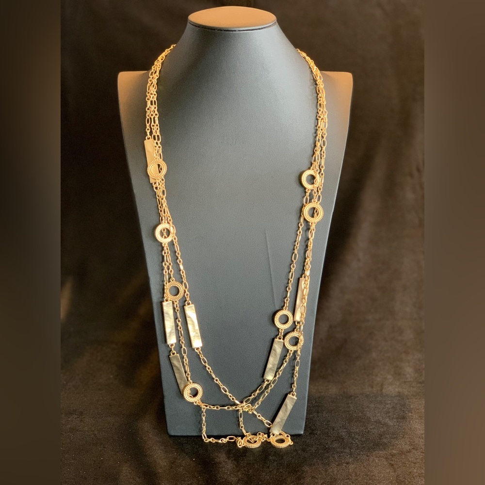 BLACK LABEL: Gold Chain Necklace